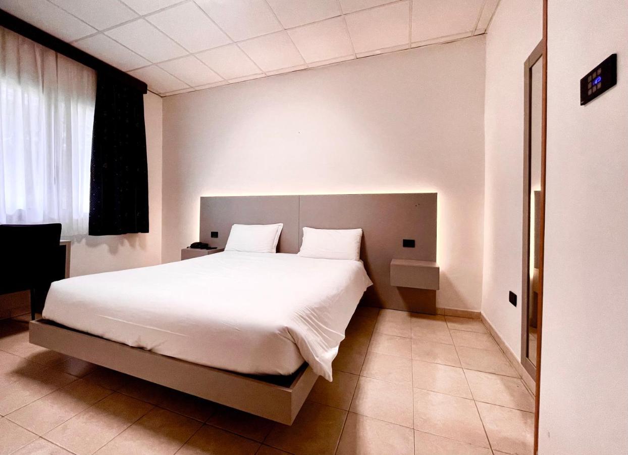 Hotel Leonardo 3*